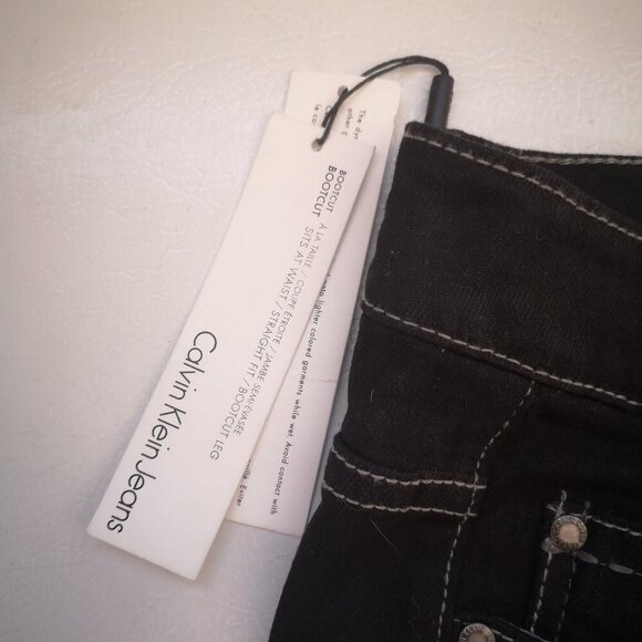 NWT Calvin Klein Ladies Plus Size 16W x 32 Black Bootcut Jeans - Picture 10 of 15